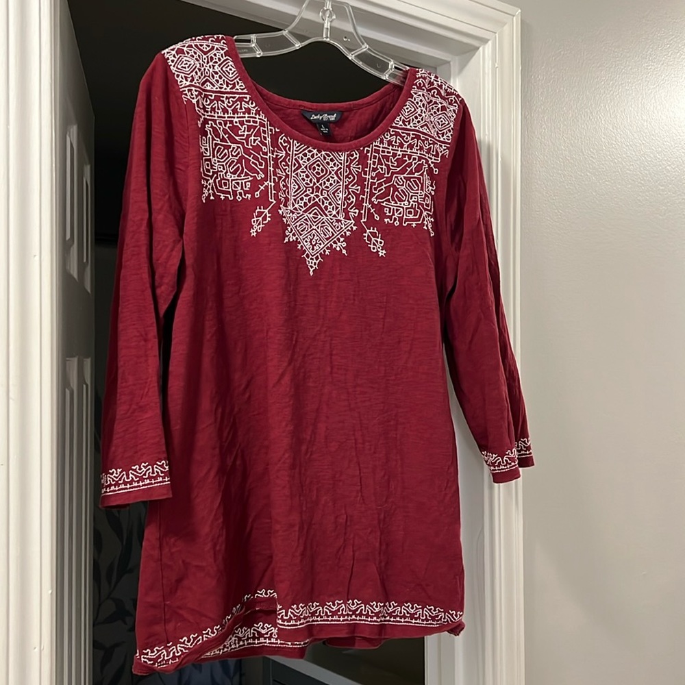 Lucky Brand top with lovely stitching